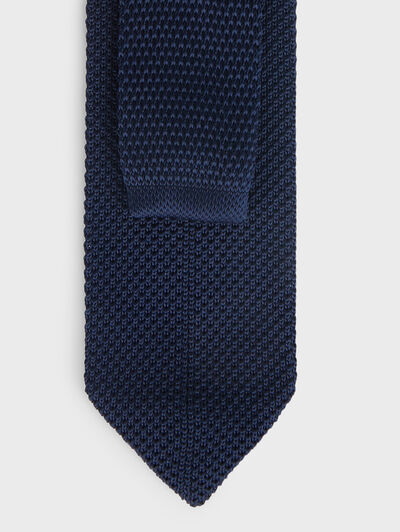 CORBATA PUNTO