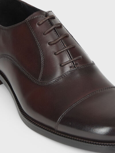 ZAPATOS OXFORD MARR&Oacute;N