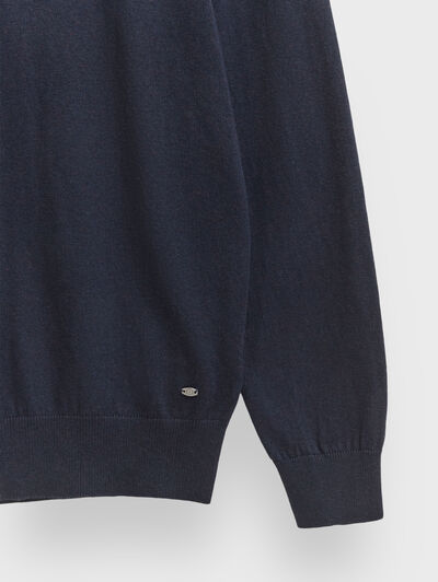 JERSEY ROLL COLLAR