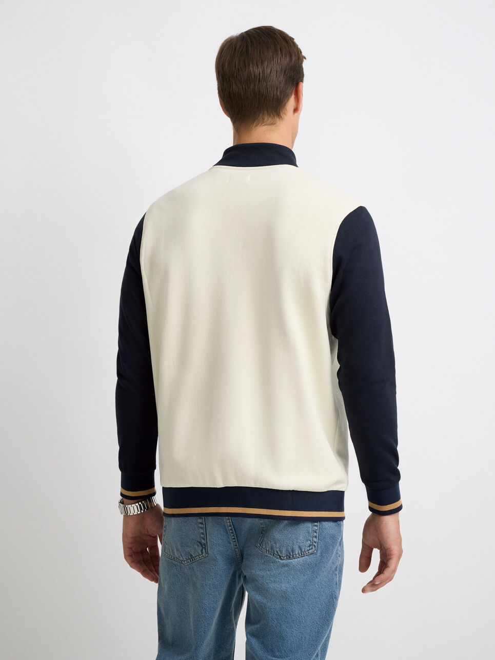 SUDADERA ACTION