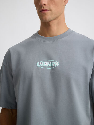 CAMISETA LIVING GRIS