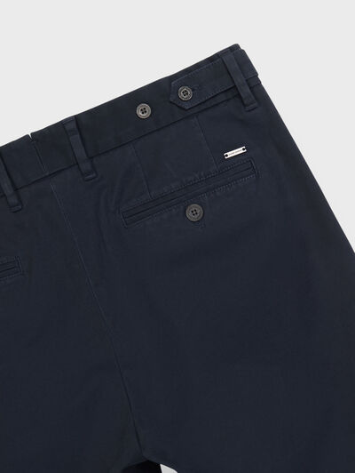 PANTALON CARROT AZUL MARINO