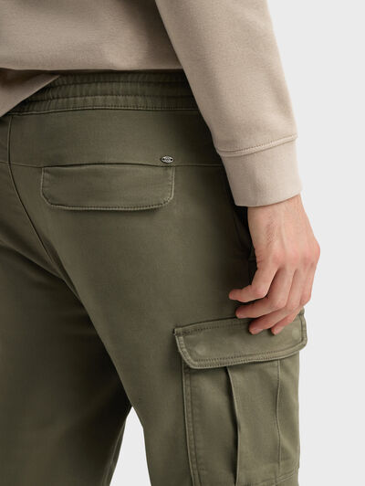 PANTALON BUDENS VERDE