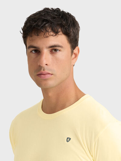 CAMISETA TRENDY AMARILLO