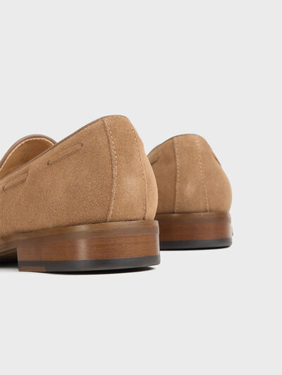 MOCASIN SERRAJE BORLAS BEIGE