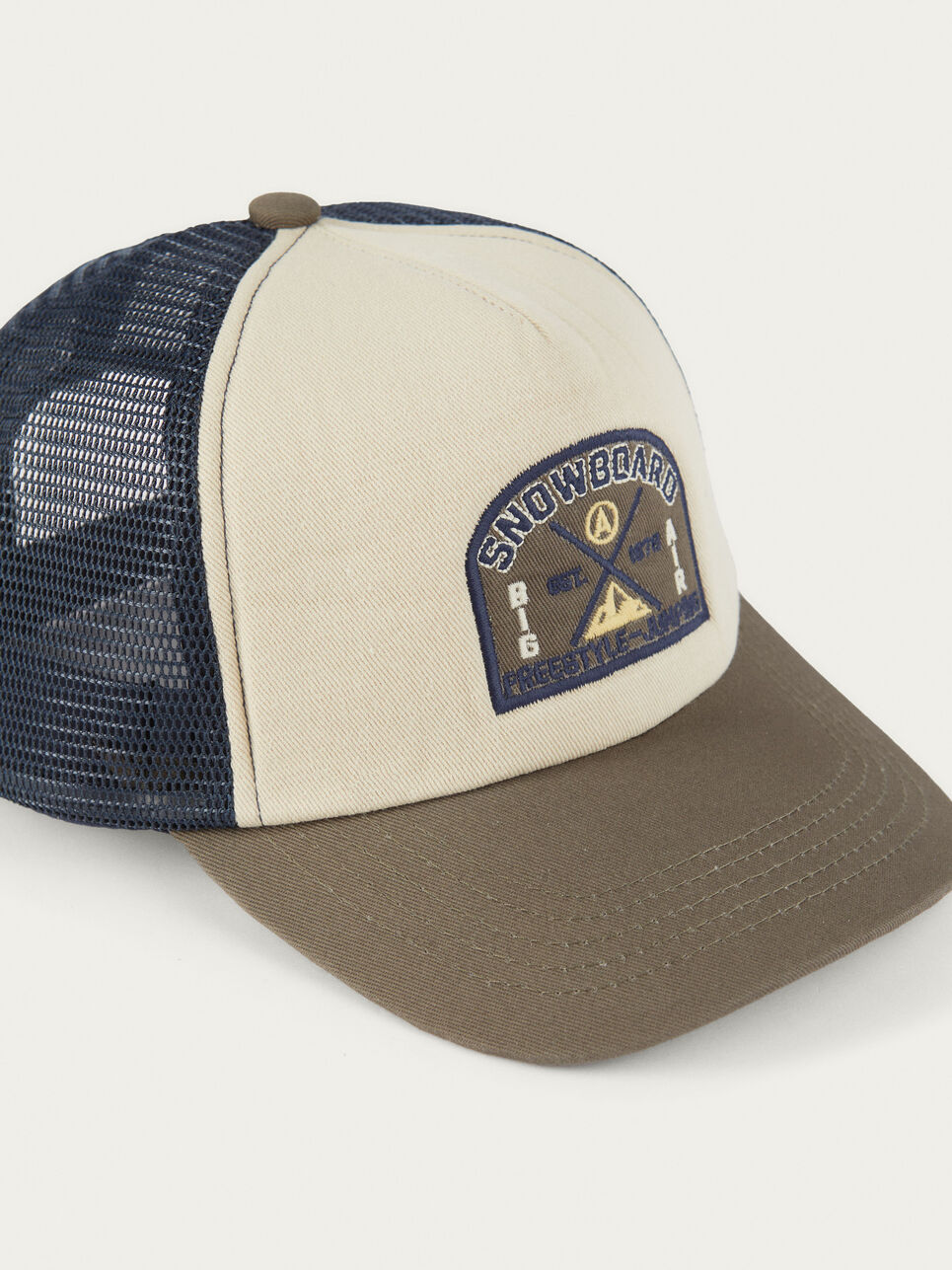 GORRA TRUCK SNOWBOARD