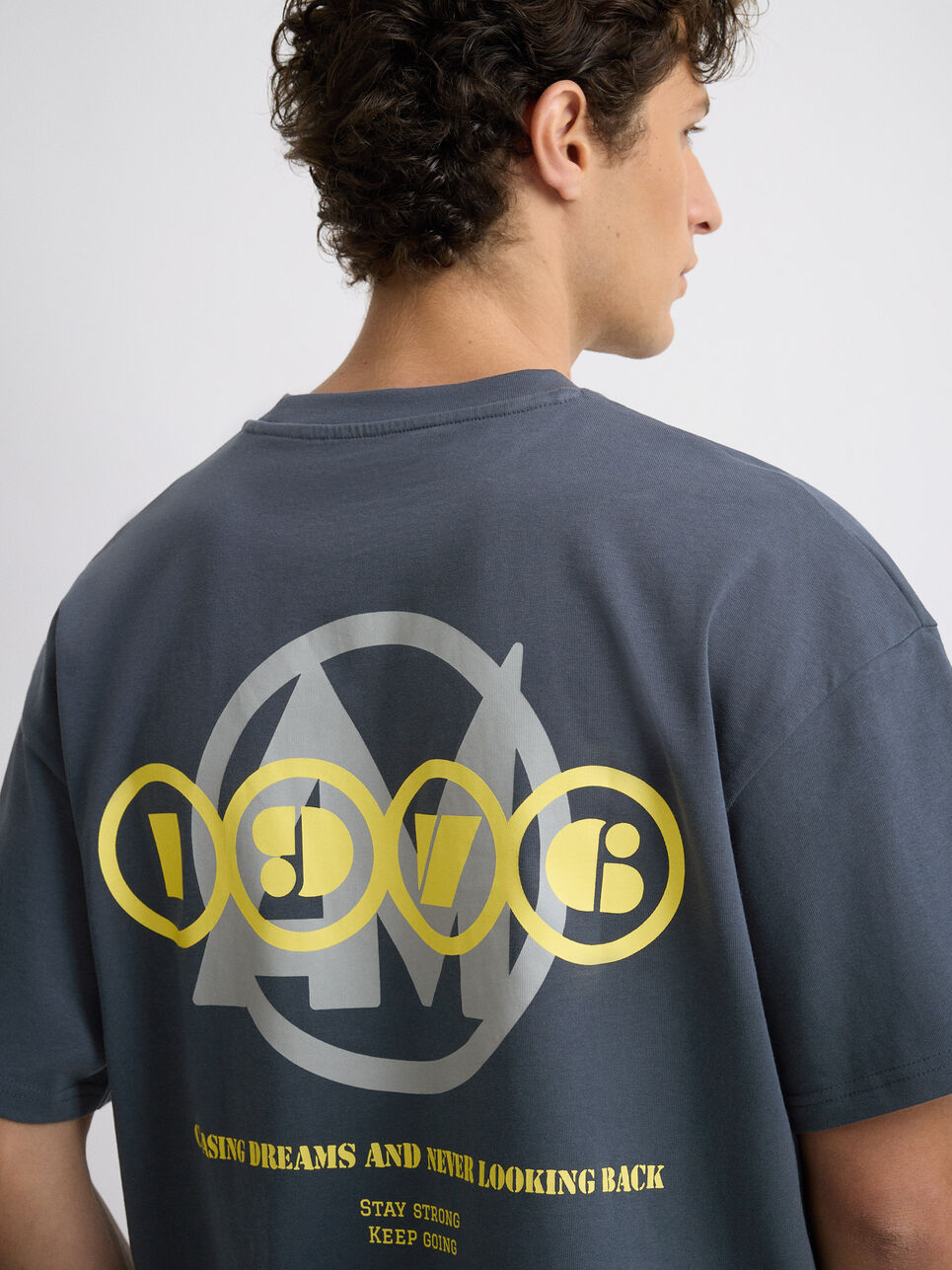 CAMISETA DREAMS