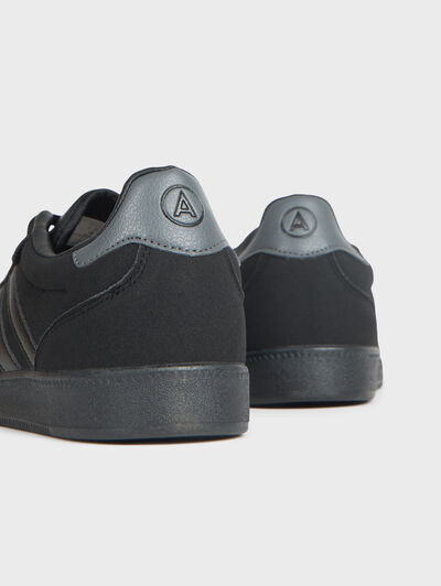 SNEAKERS ROGER