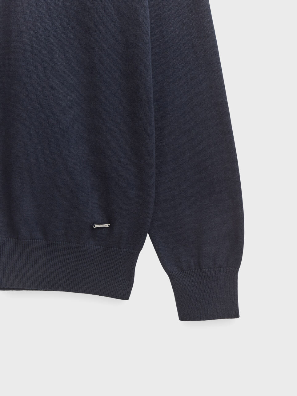 JERSEY BUTTON COLLAR