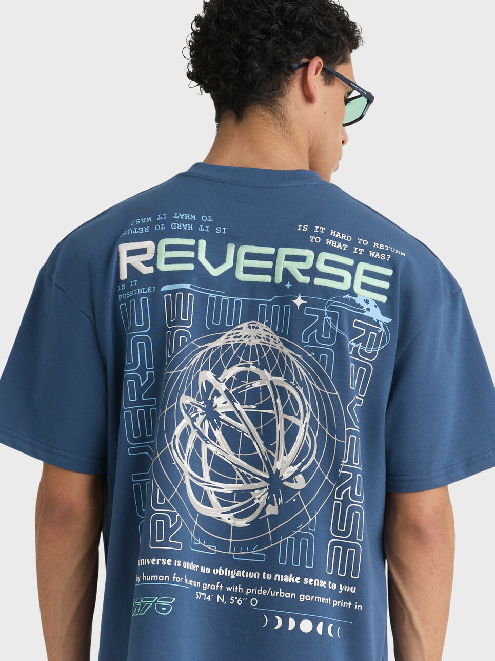 CAMISETA REVERSE