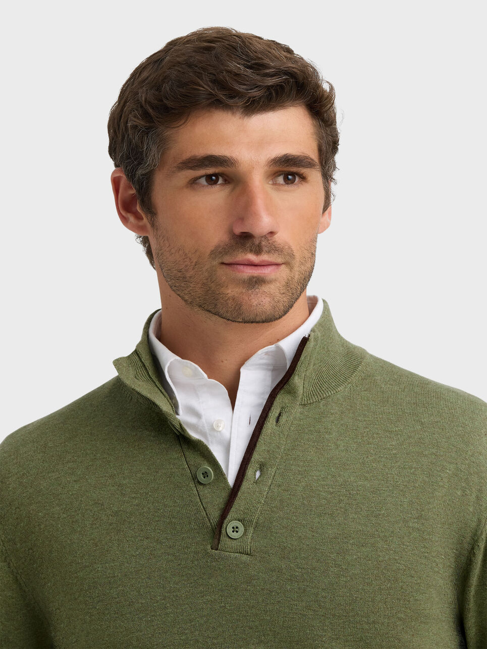 JERSEY BUTTON COLLAR