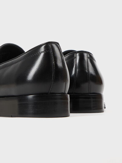 MOCASIN ANTIFAZ HEBILLAS NEGRO