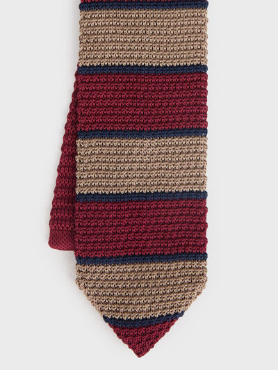 CORBATA PUNTO