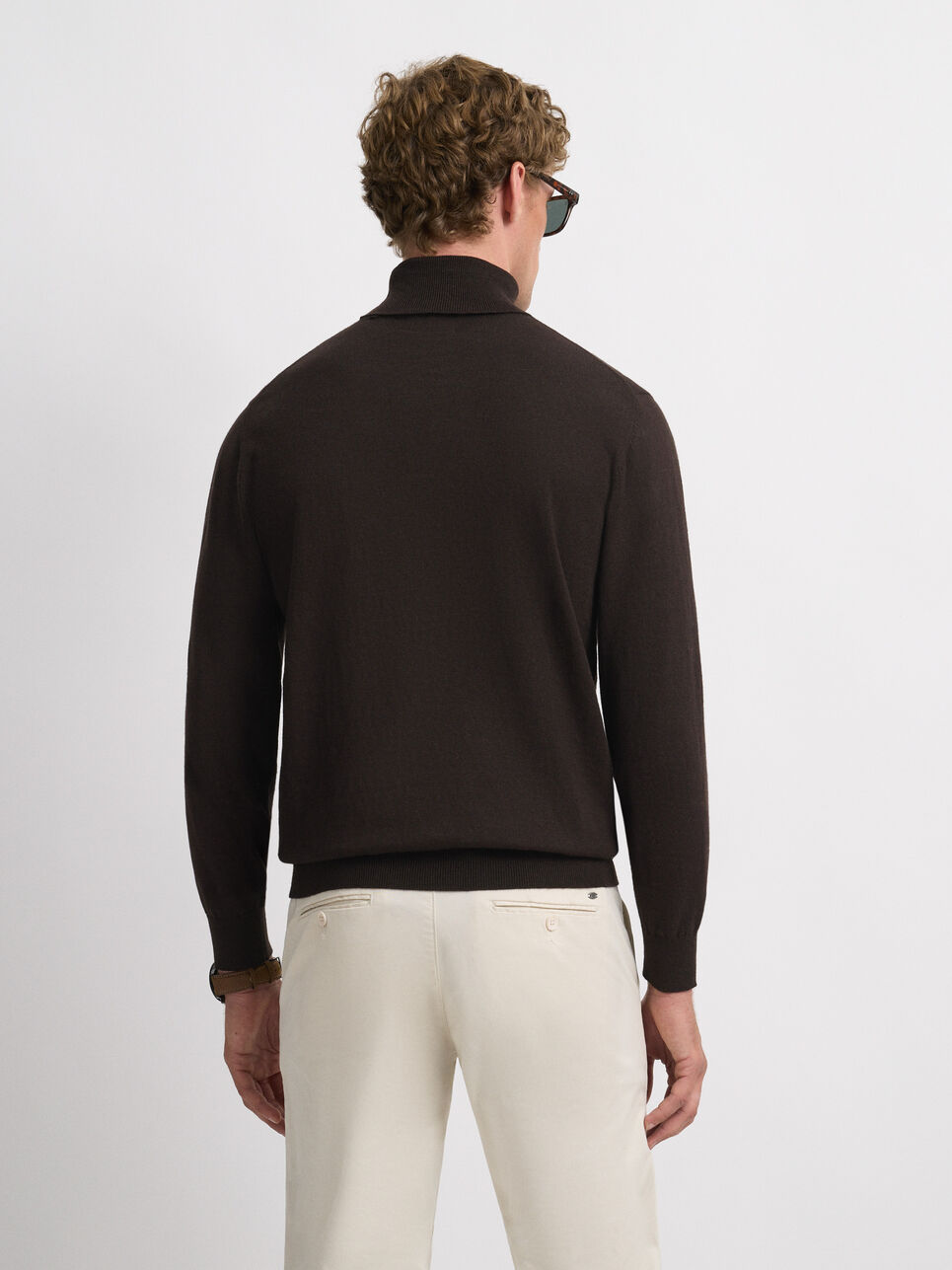JERSEY ROLL COLLAR
