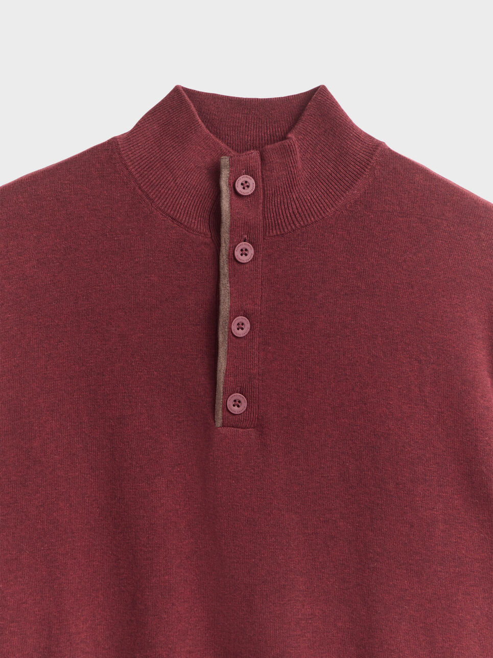 JERSEY BUTTON COLLAR