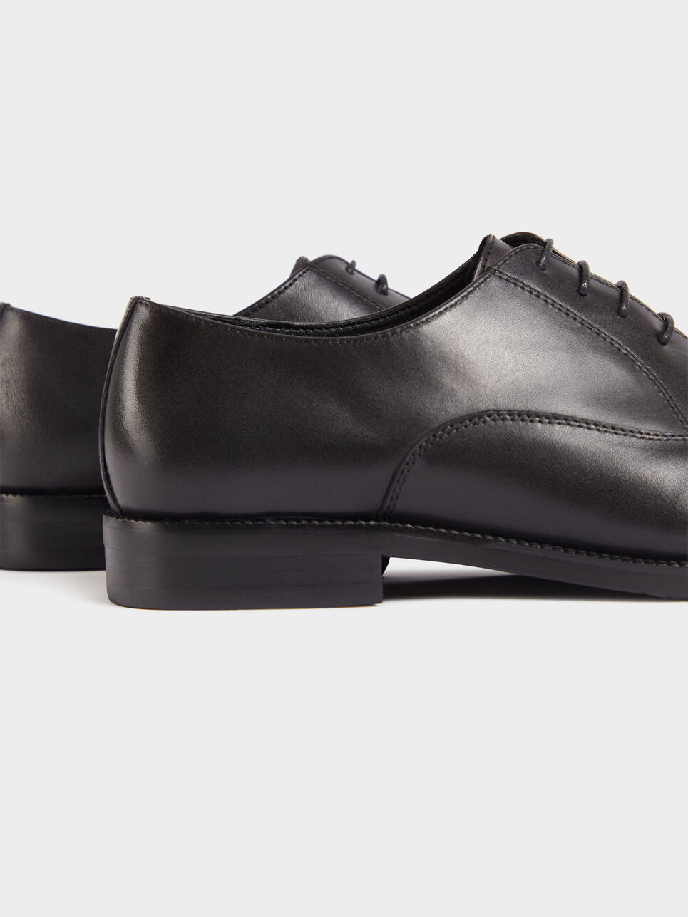 BLUCHER NEGRO