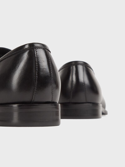 MOCASIN ANTIFAZ NEGRO