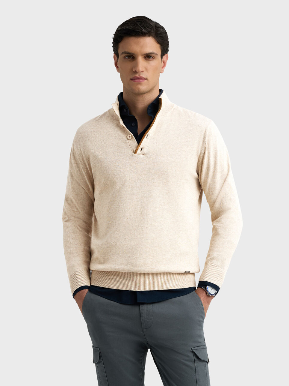 JERSEY BUTTON COLLAR