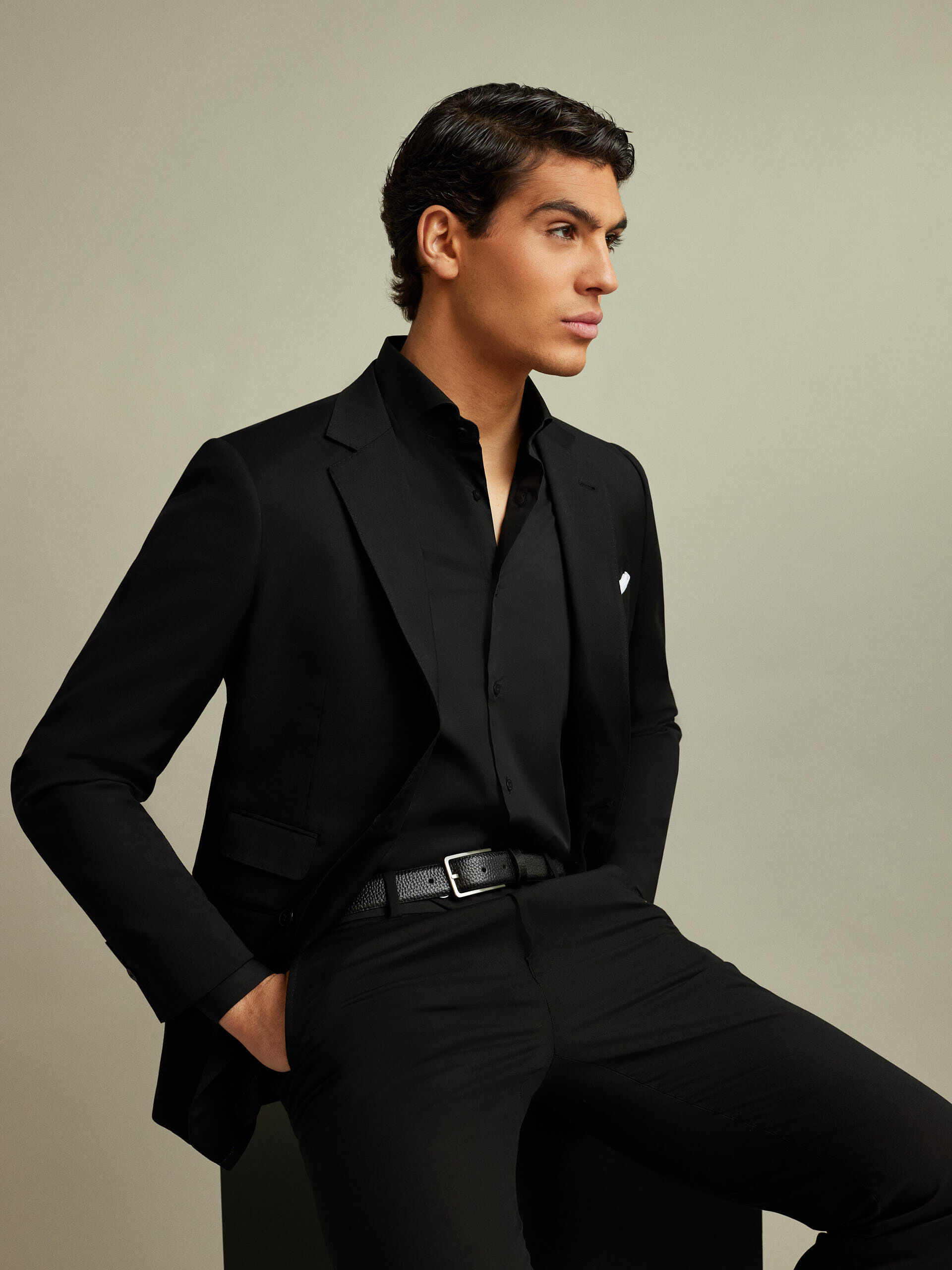 Alvaro moreno deals trajes novio