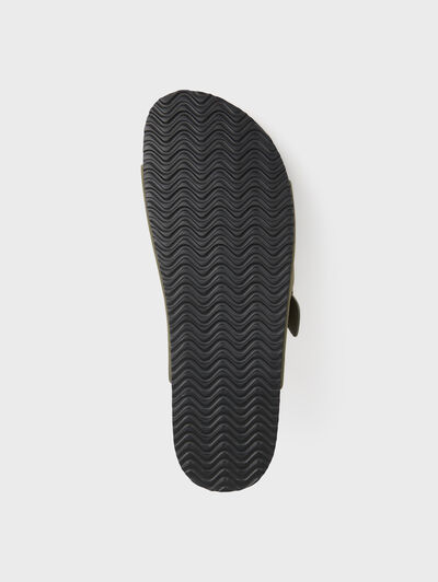 SANDALIAS HEBILLAS VERDE