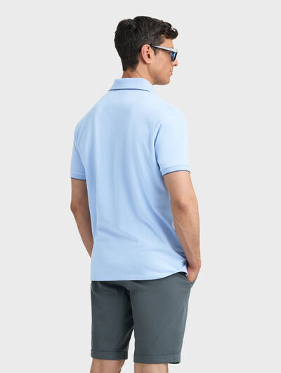 POLO CONTRAST CELESTE
