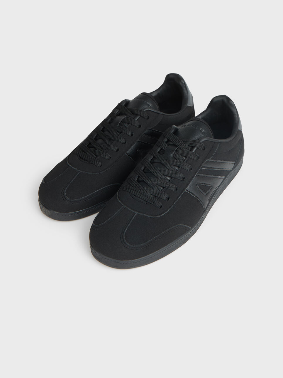 SNEAKERS ROGER