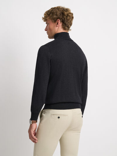 JERSEY ROLL COLLAR