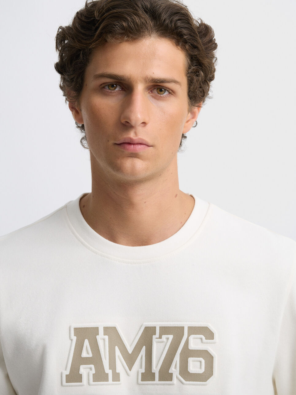 SUDADERA OFFICIAL