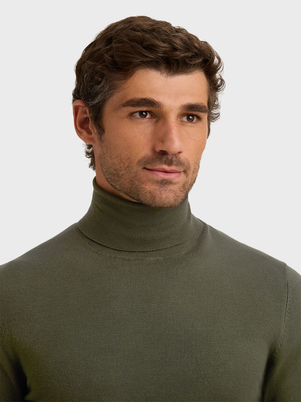 JERSEY CUELLO VUELTO