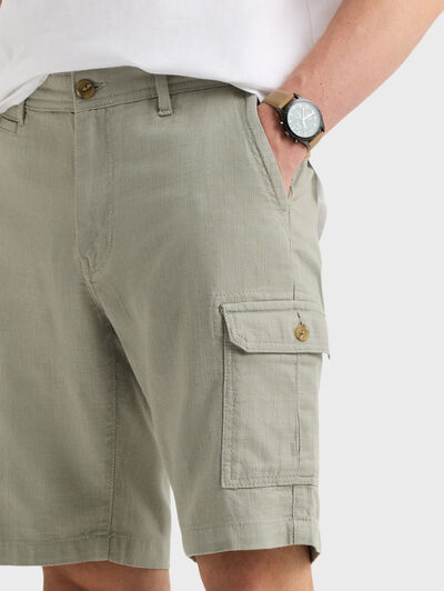 BERMUDA TINTADA CARGO VERDE