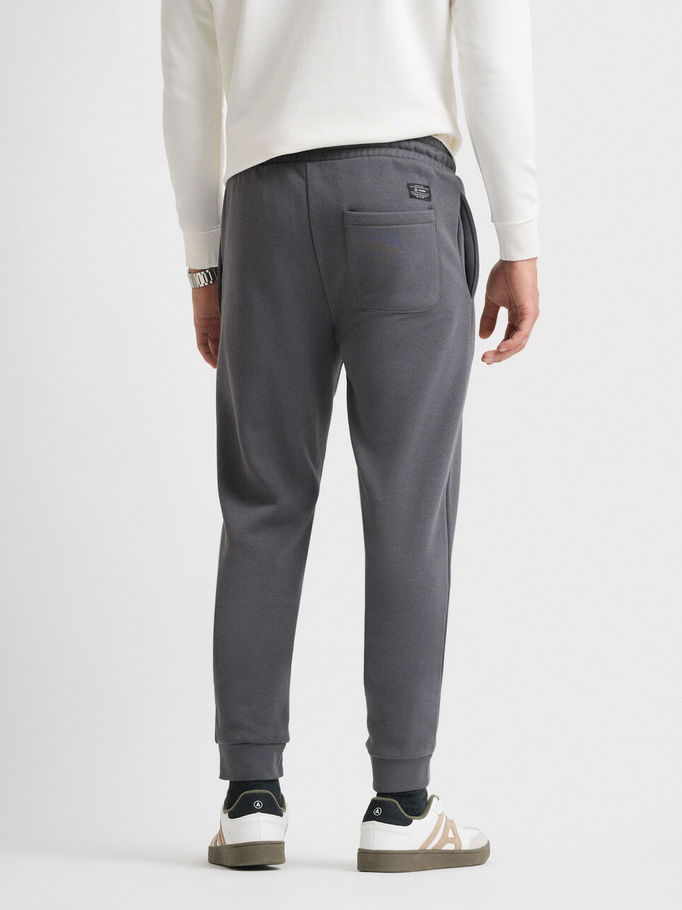 JOGGER BASIC