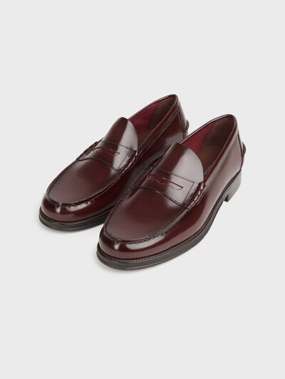 MOCASIN CASTIZO BURDEOS