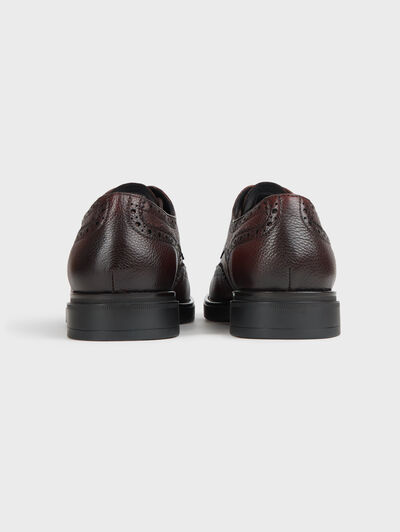 BLUCHER PICADO PIEL