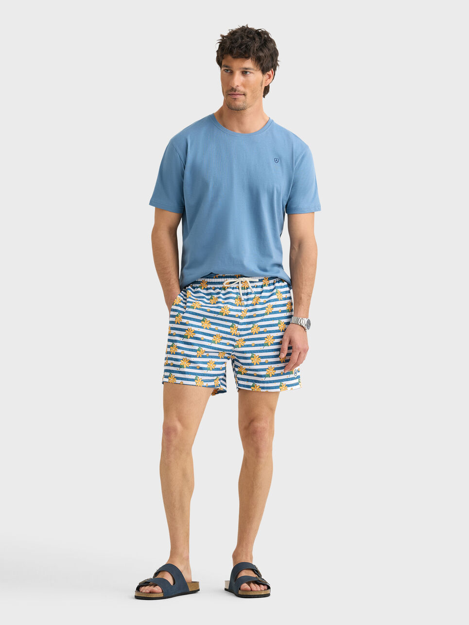 BA&Ntilde;ADOR TROPICAL