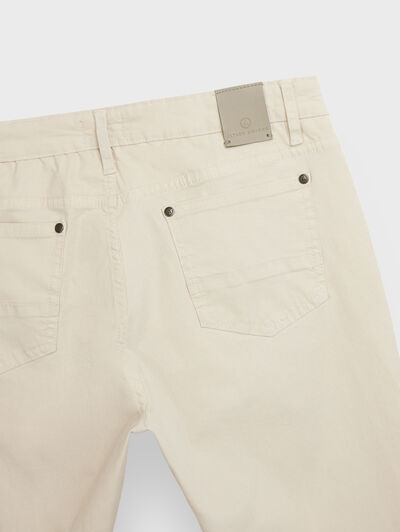 PANTALON 5 BOLSILLOS CRUDO