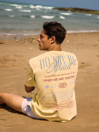 CAMISETA AFRAID AMARILLO