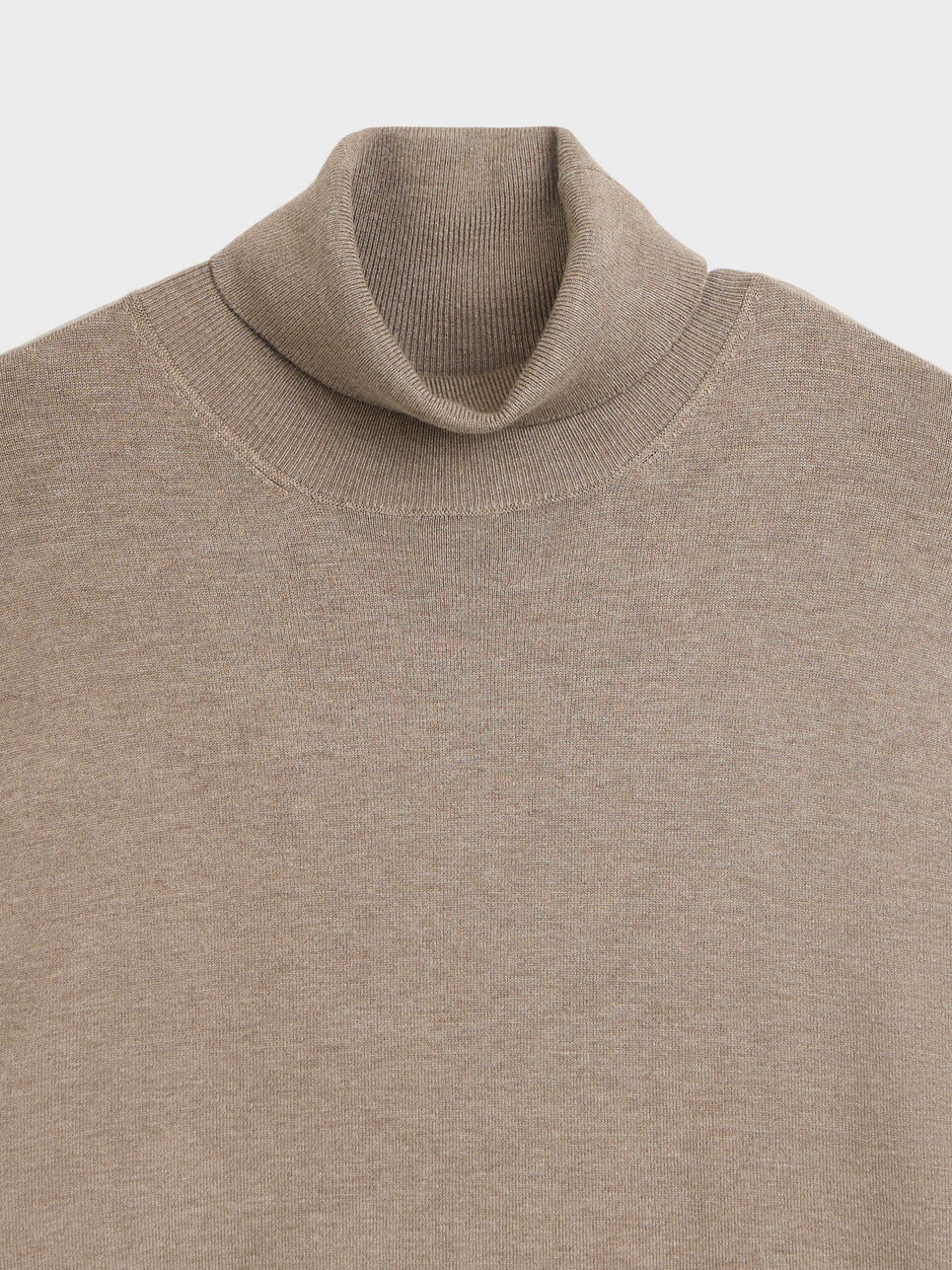 JERSEY CUELLO VUELTO
