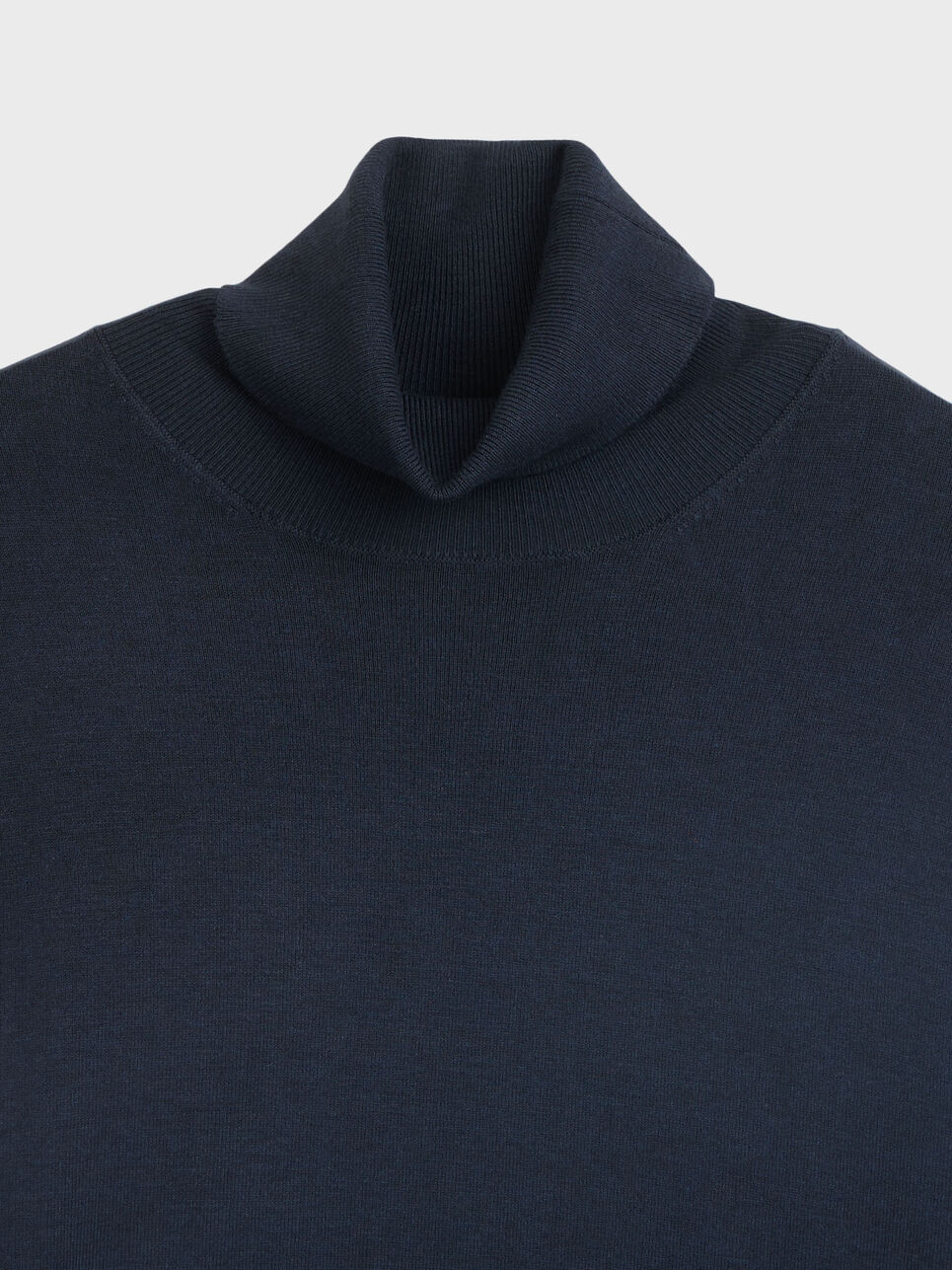 JERSEY CUELLO VUELTO
