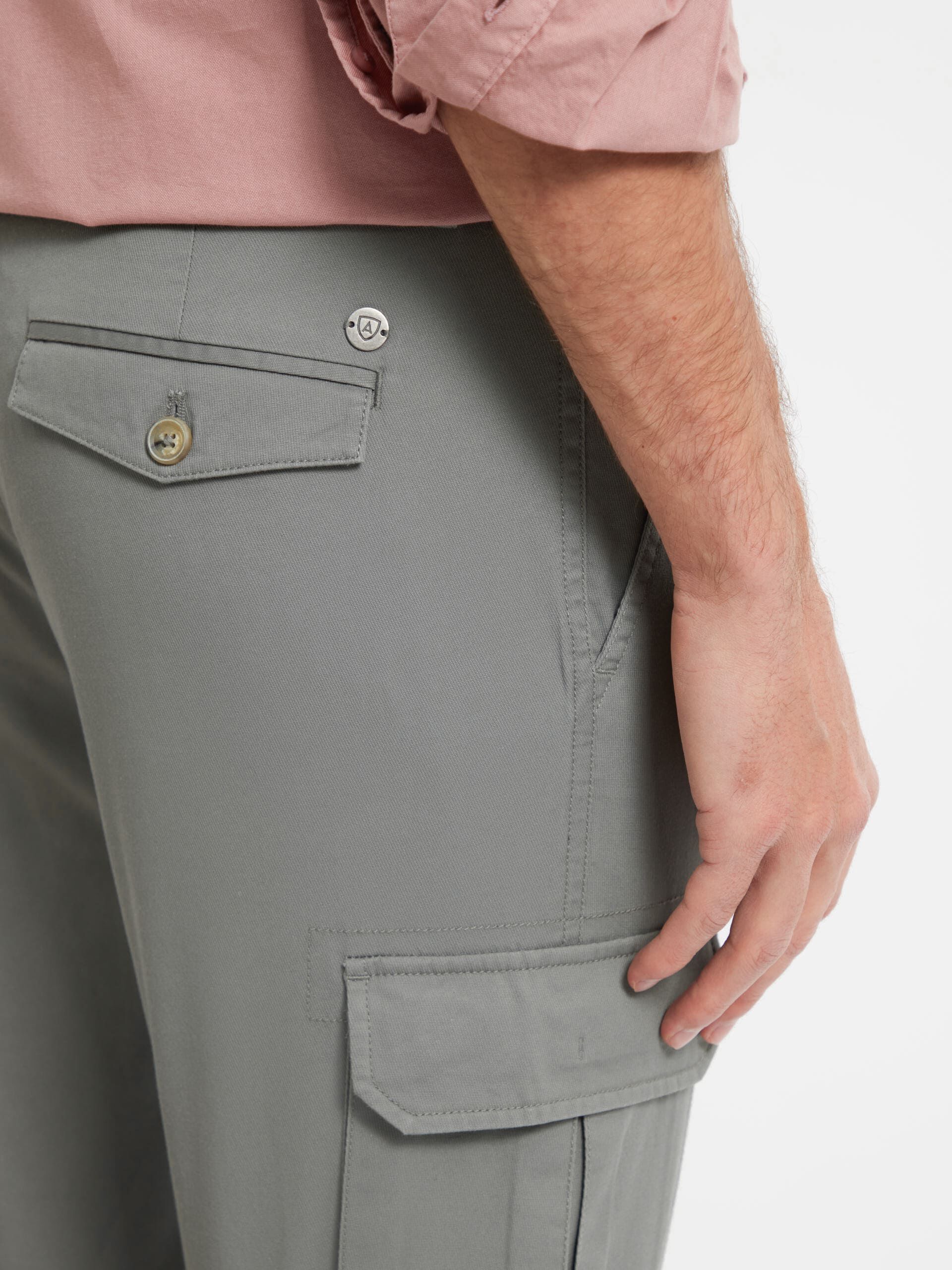 PANTALON CARGO GRIS