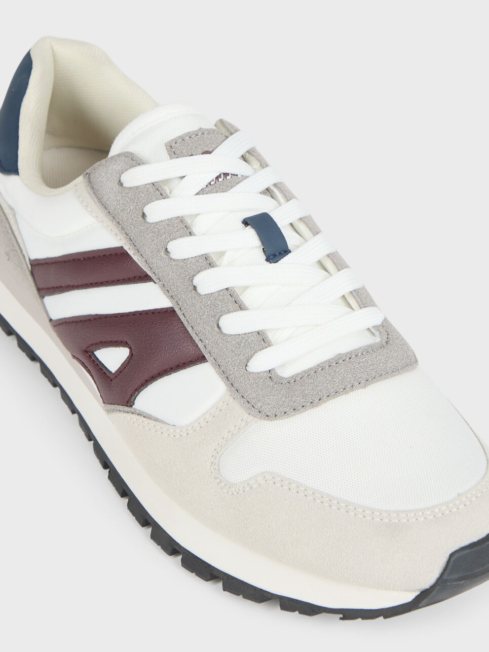 SNEAKERS BRANDON