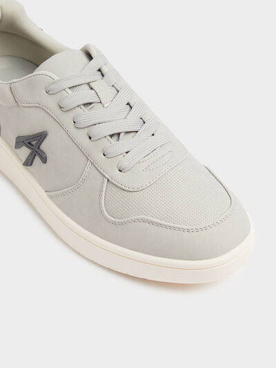 SNEAKERS CORE