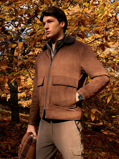 CAZADORA MOSBY MARRÓN