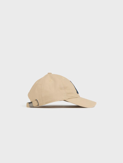 GORRA VARSITY KIDS CAMEL