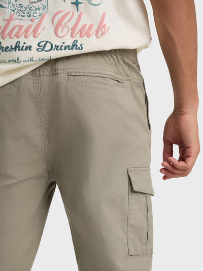 PANTALON ADVENTURE VERDE