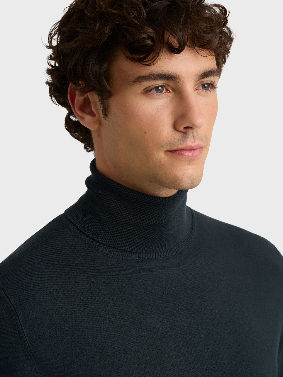 JERSEY CUELLO VUELTO