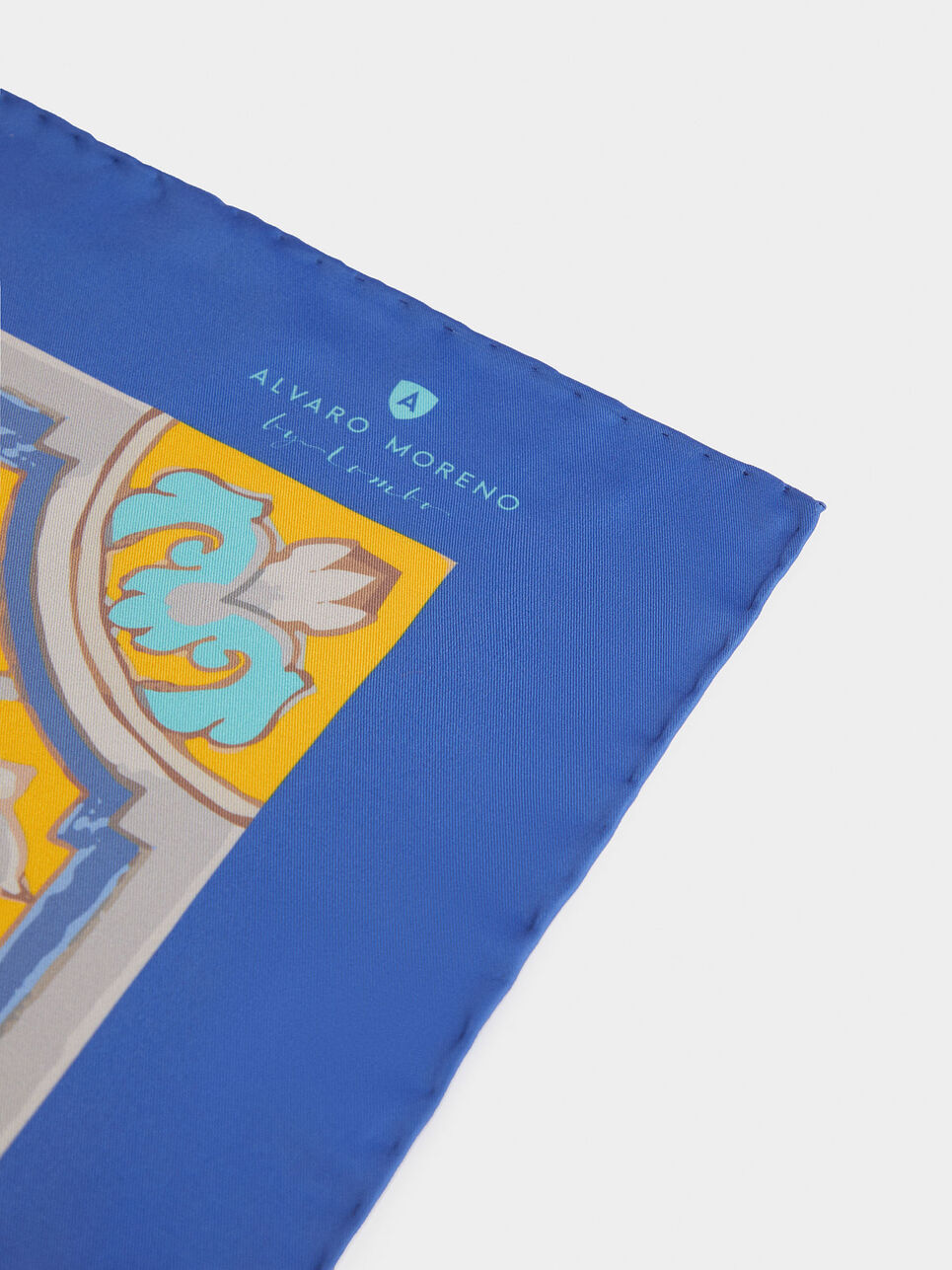 PA&Ntilde;UELO BY LOMBO