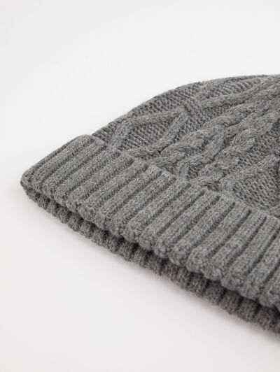 GORRO TRENZADO