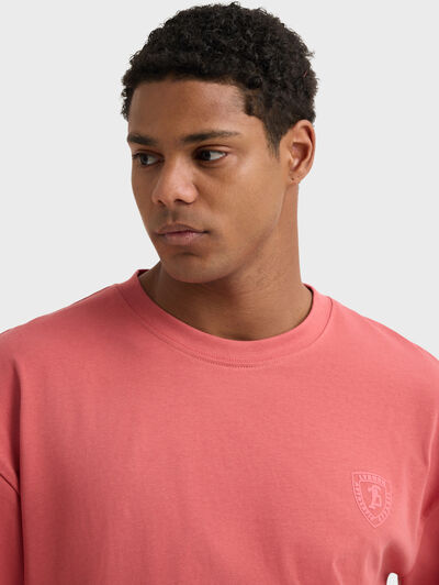 CAMISETA VARSITY ROJO