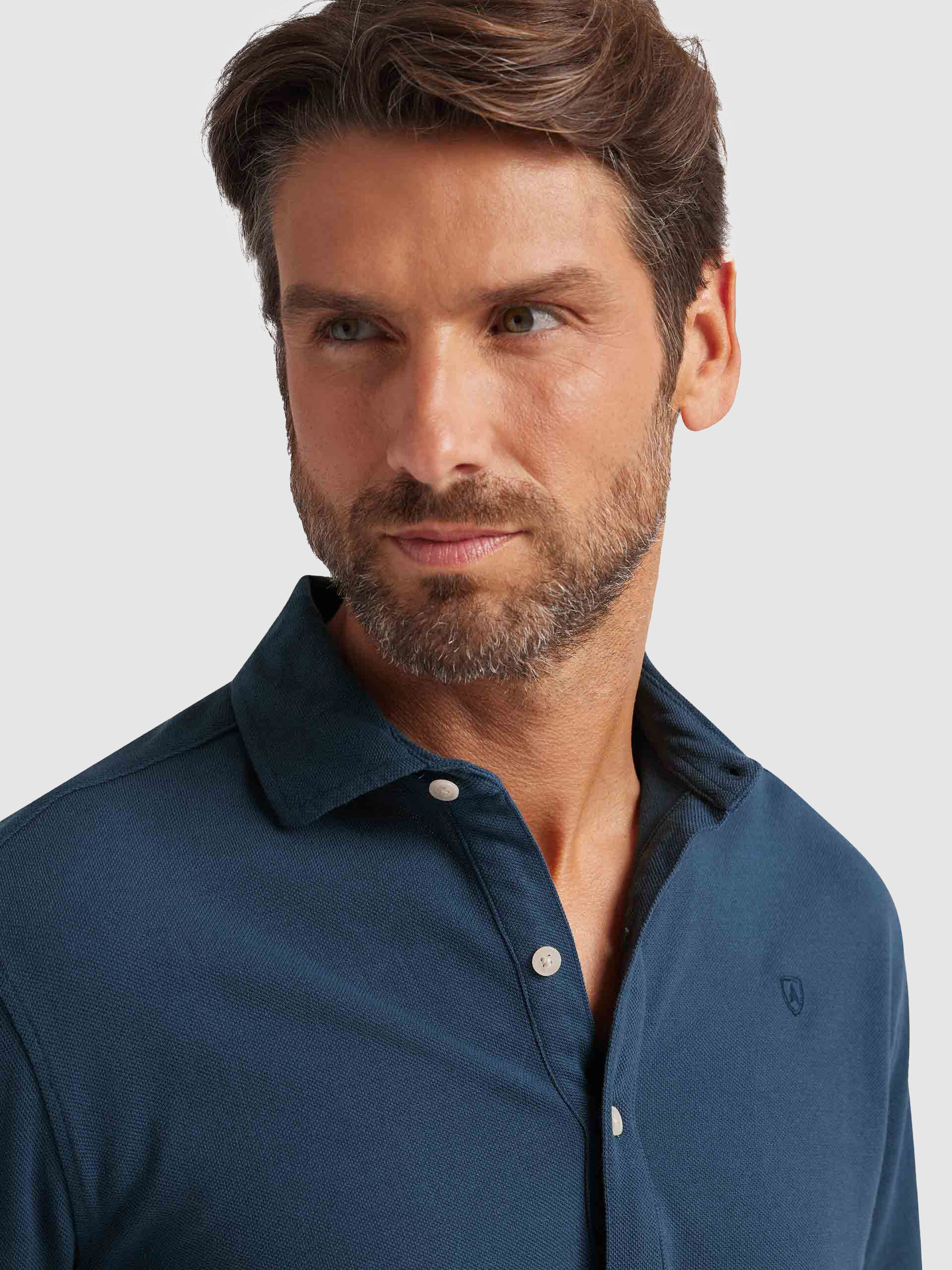 Camisa polera on sale alvaro moreno