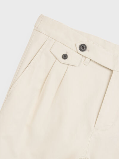 PANTALON CARROT CRUDO